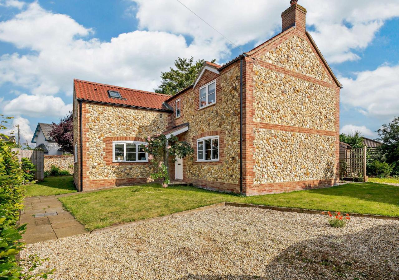 Alcocks Cottage Syderstone Exterior photo